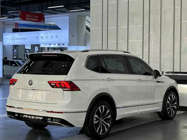 Volkswagen Tiguan L 2021
