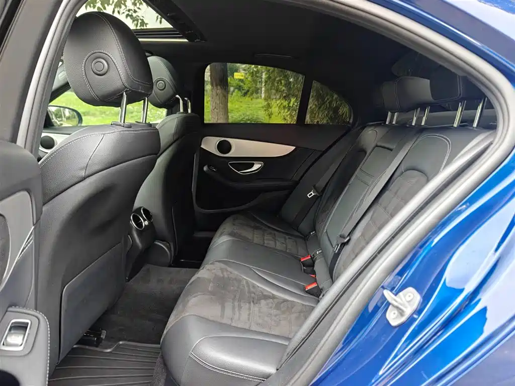 Mercedes-Benz C-Class 2018 — фото 11