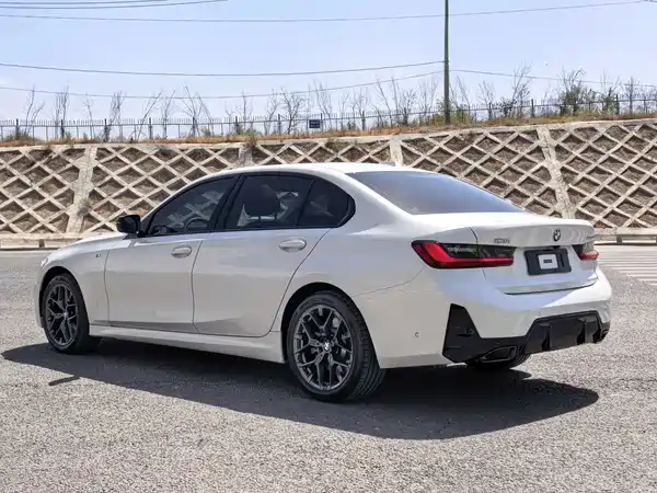 BMW 3 Series 2025