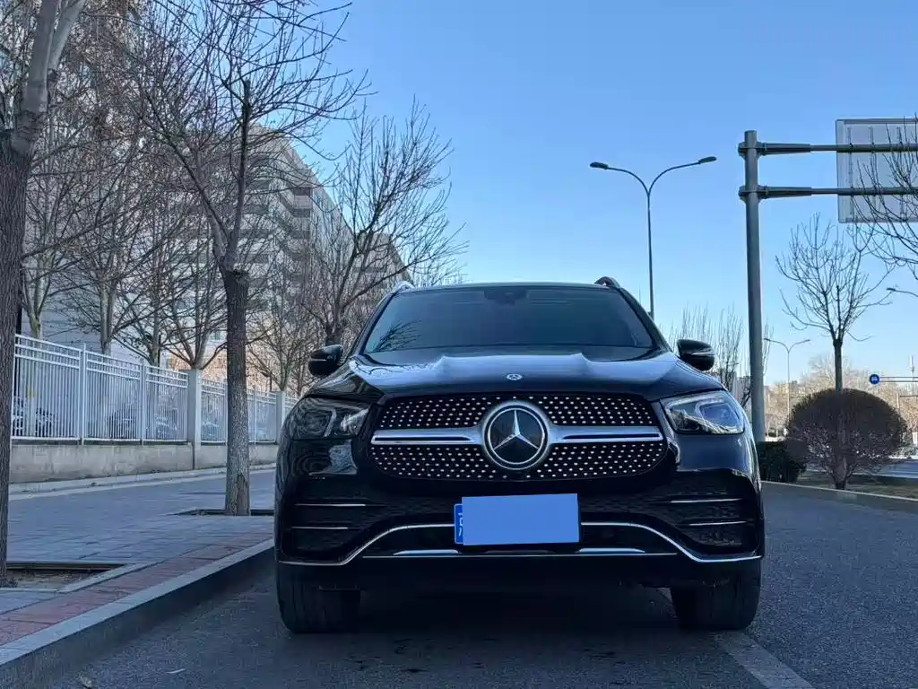 Mercedes-Benz GLE 2022 — фото 2