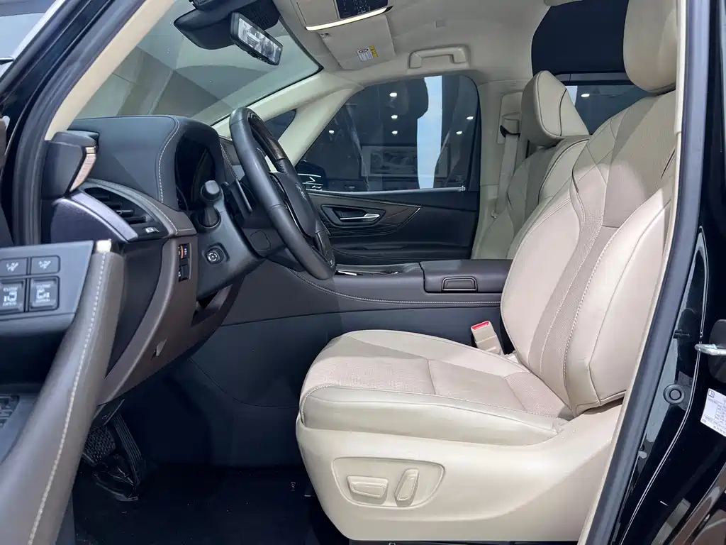 Toyota Alphard 2023 — фото 13