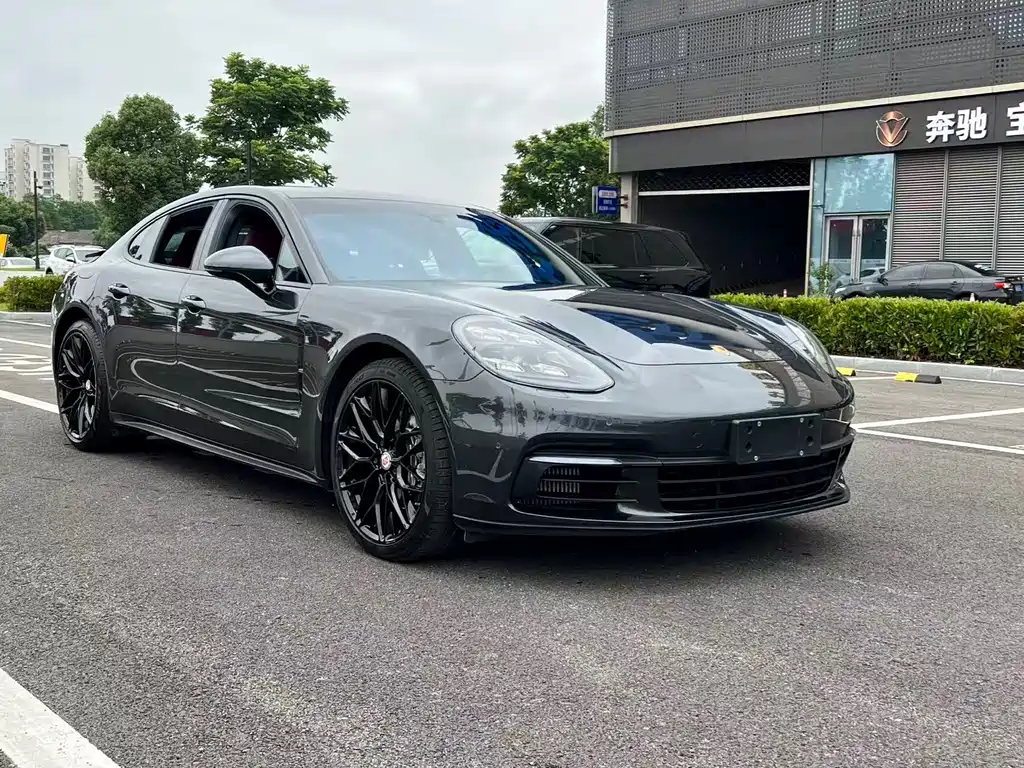Porsche Panamera 2021 — фото 2