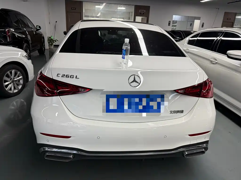 Mercedes-Benz C-Class 2023 — фото 12