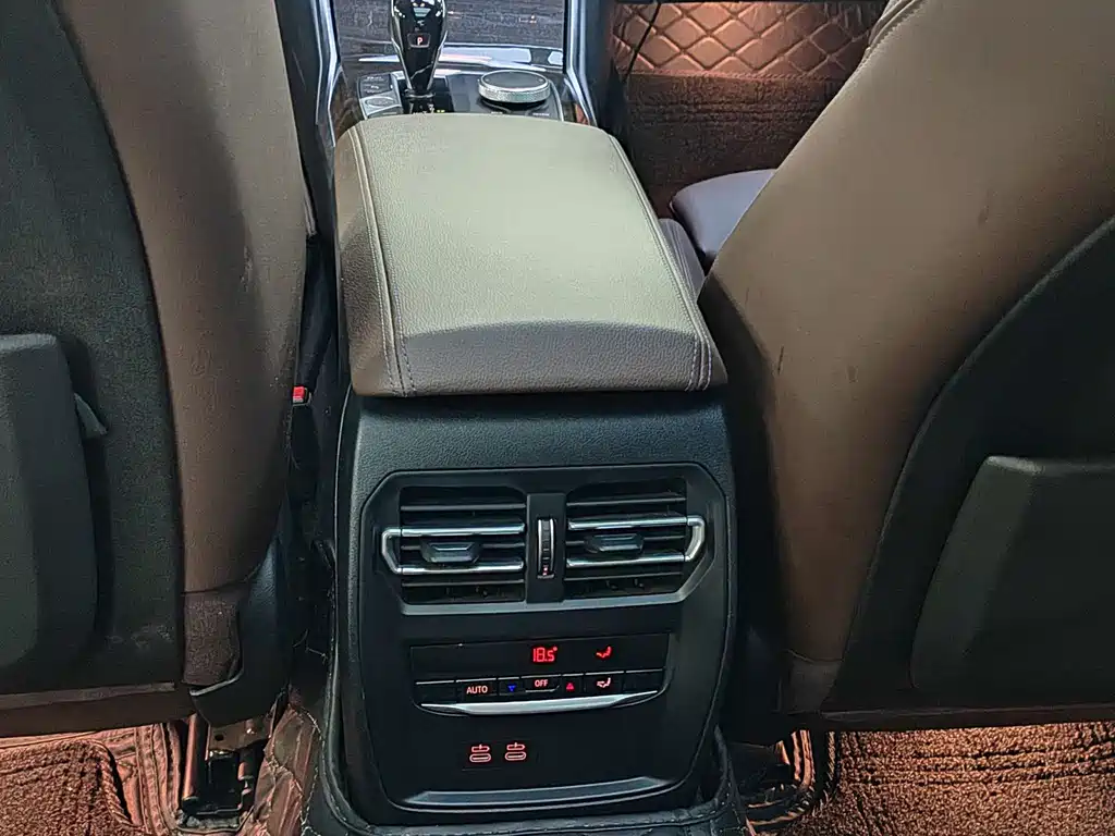 BMW 3 Series 2022 — фото 12