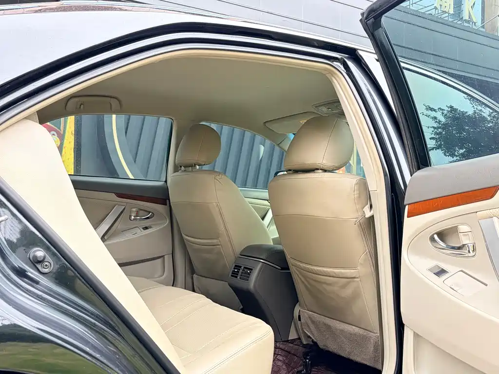 Toyota Camry 2014
