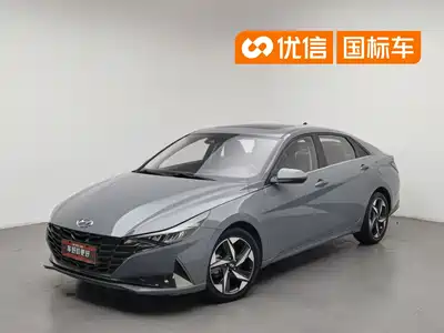 Hyundai Elantra 2022