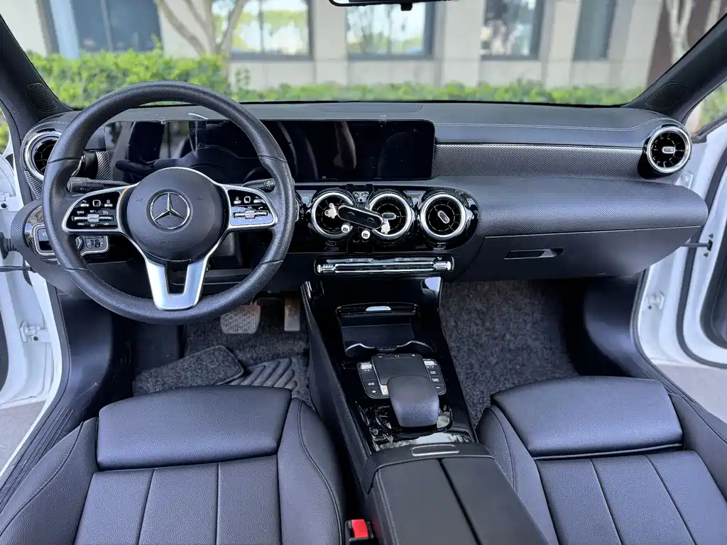 Mercedes-Benz A-Class 2021