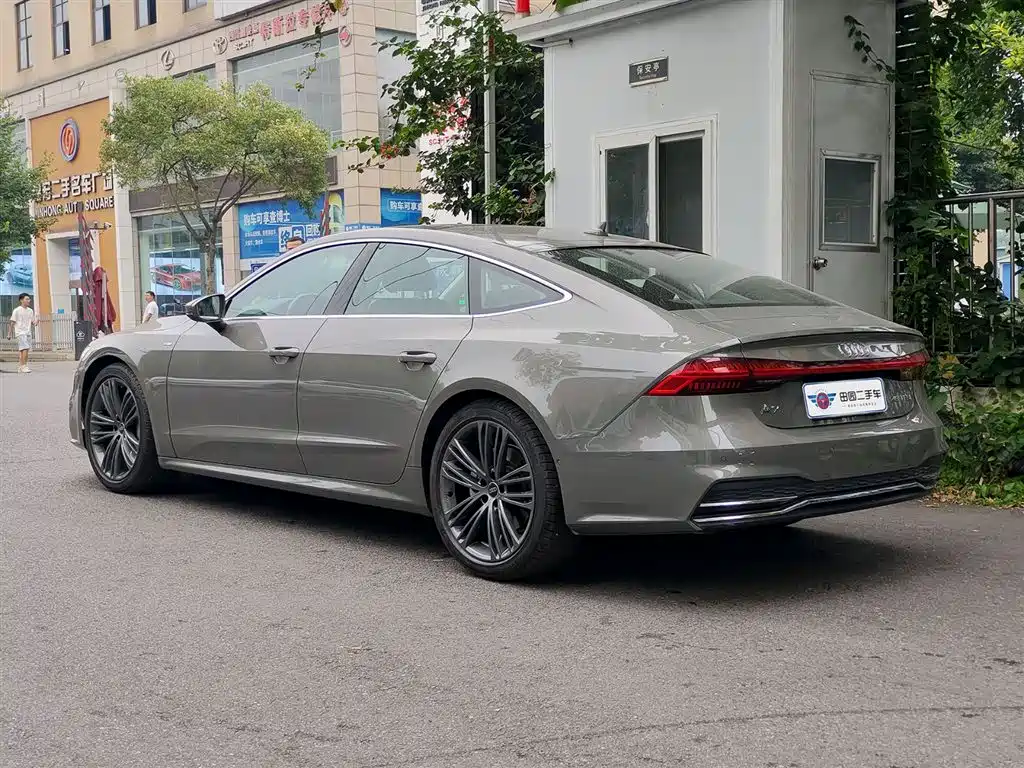 Audi A7 2024 — фото 4