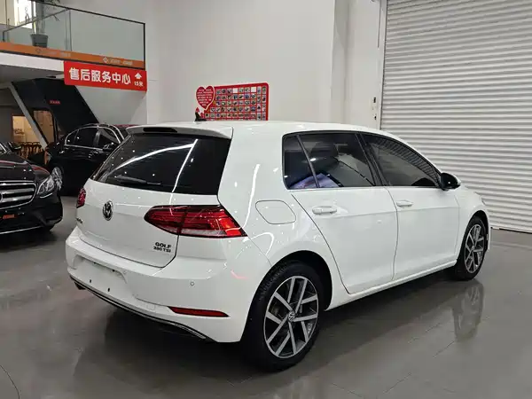 Volkswagen Golf 2020