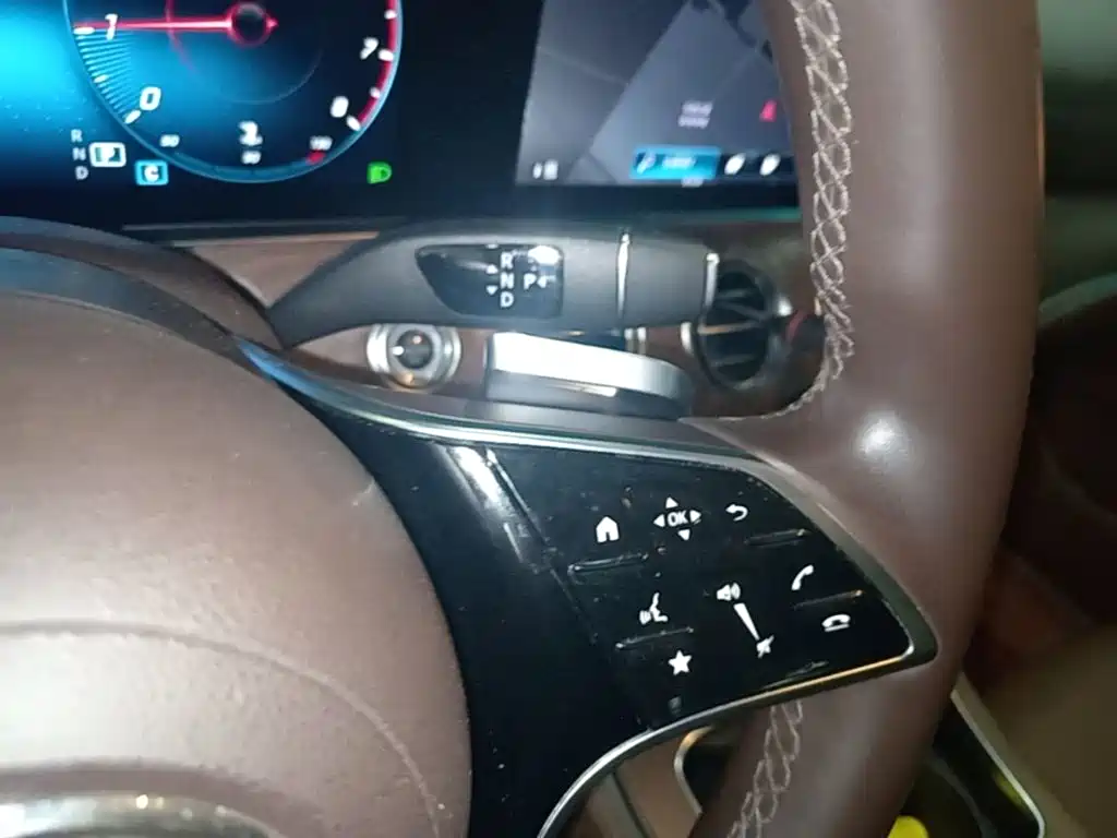 Mercedes-Benz E-Class 2020 — фото 14