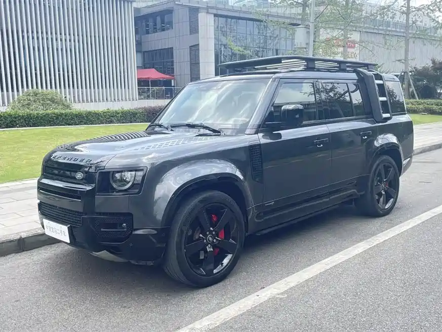 Land Rover Defender 2023 — фото 2