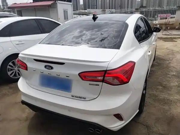 Ford Focus 2023