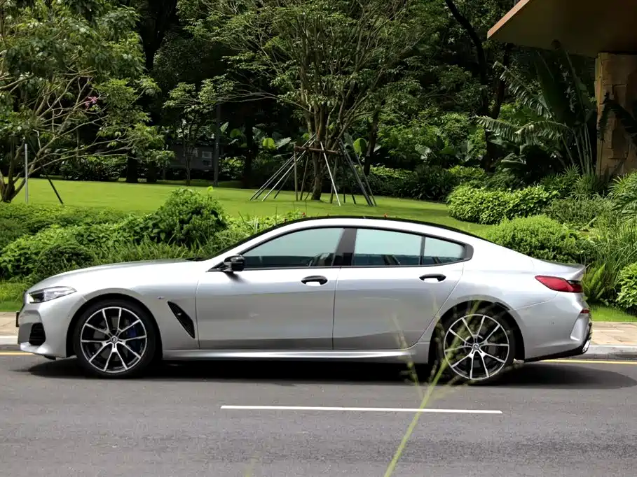 BMW 8 Series 2022