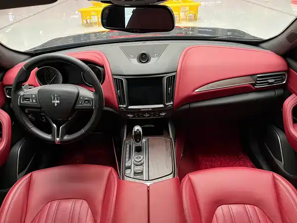 Maserati Levante 2017