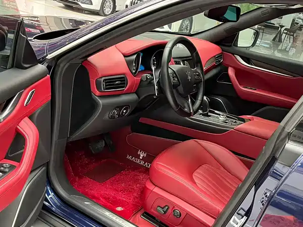 Maserati Levante 2017