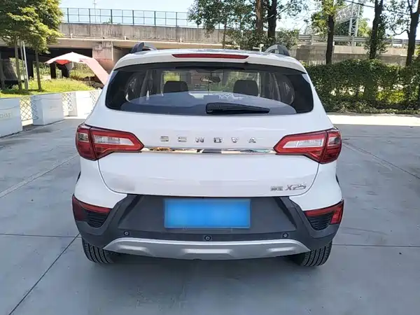 BAIC Shenbao X25 2017