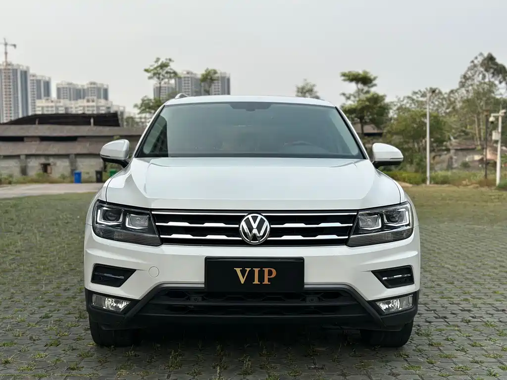 Volkswagen Tiguan L 2019 — фото 2