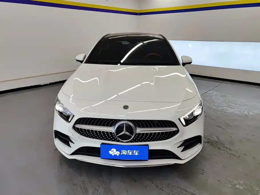 Mercedes-Benz A-Class 2023 — фото 2