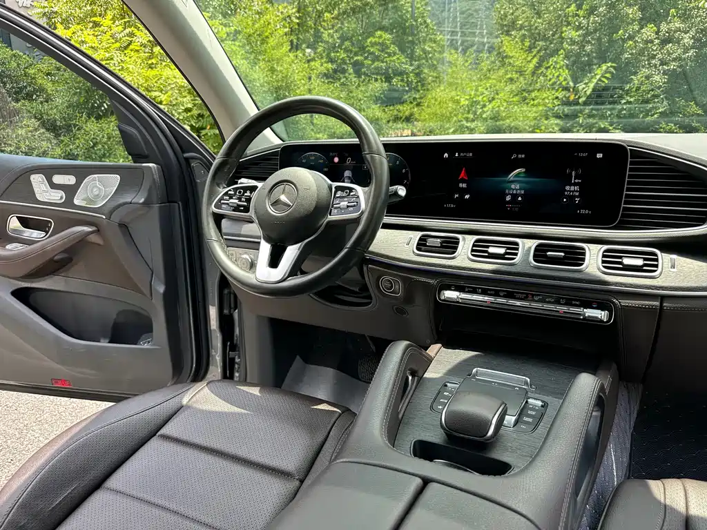 Mercedes-Benz GLE 2020 — фото 9