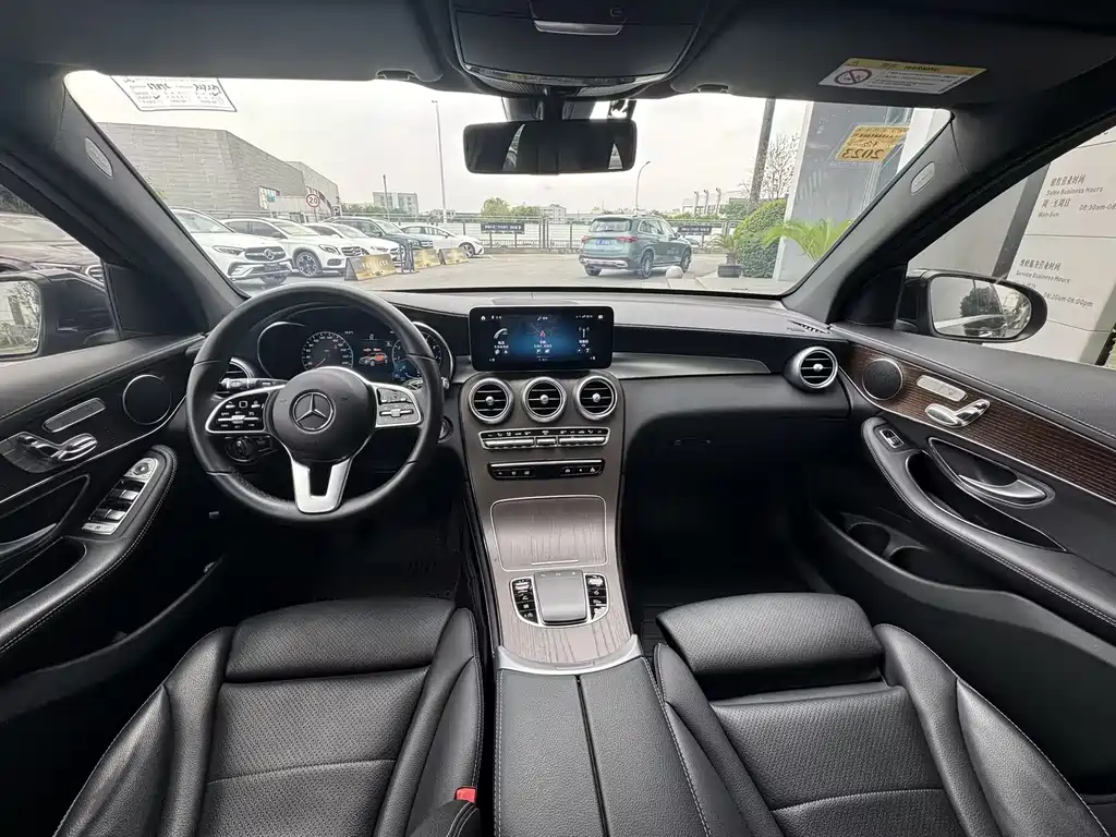 Mercedes-Benz GLC 2021 — фото 17