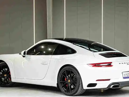 Porsche 911 2016