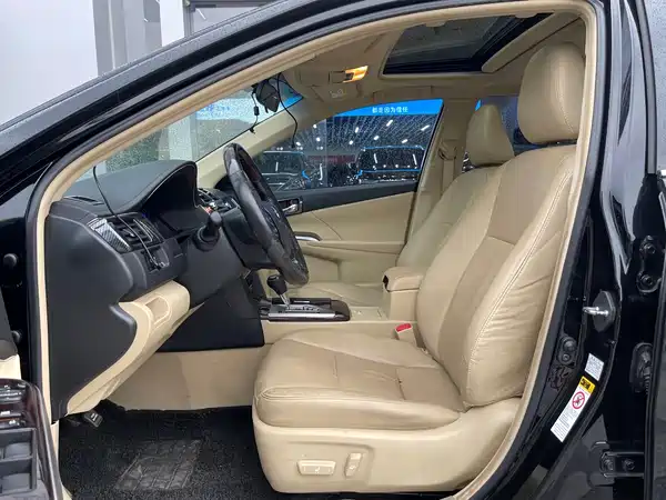 Toyota Camry 2016