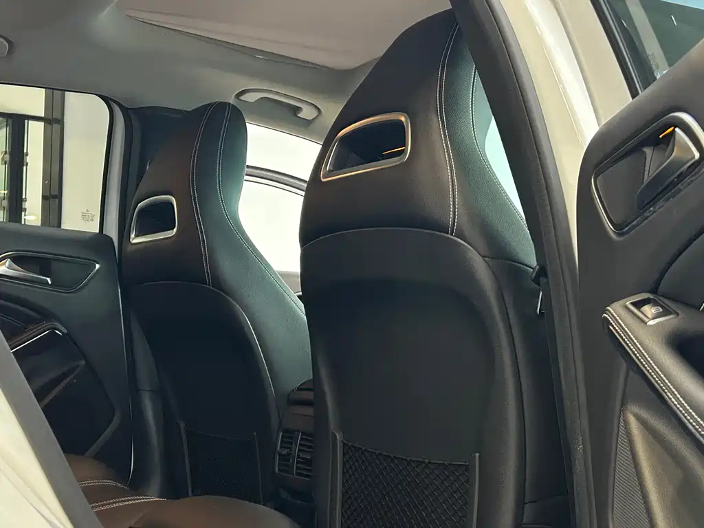 Mercedes-Benz GLA 2020 — фото 14