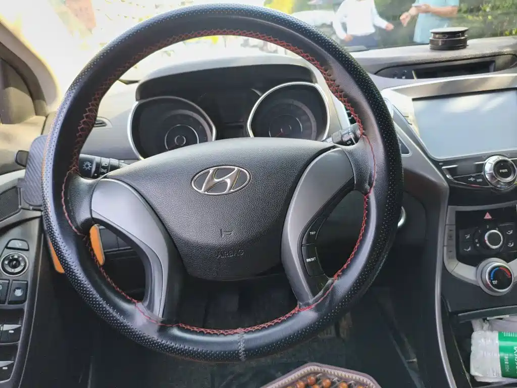 Hyundai Elantra Langdong 2016 — фото 3