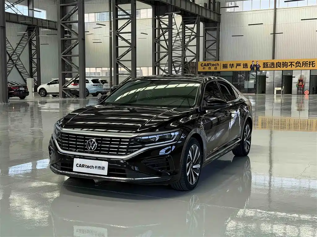 Volkswagen Passat 2022