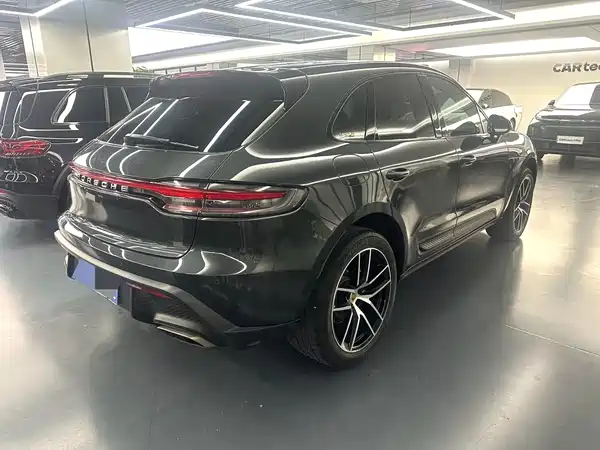 Porsche Macan 2022