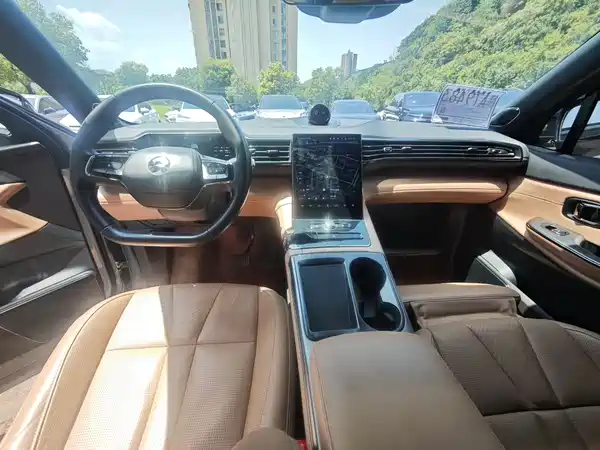 NIO ES8 2022