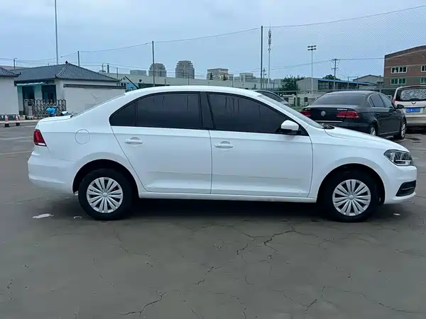 Volkswagen Santana 2021