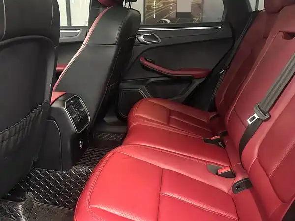 Porsche Macan 2022