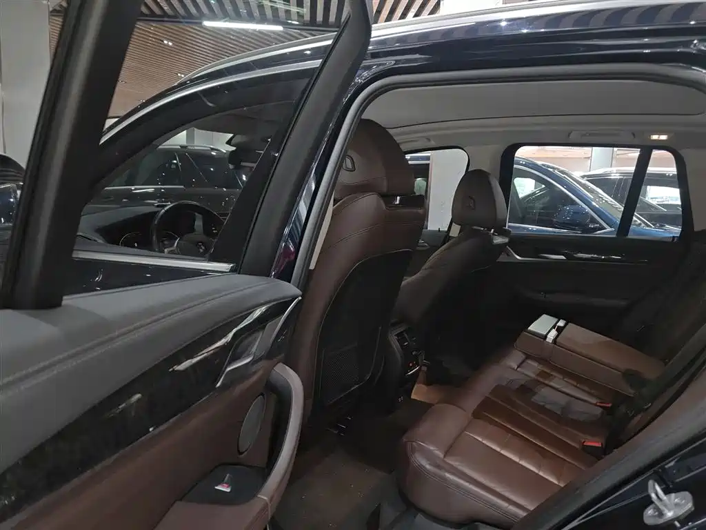 BMW X3 2020 — фото 16