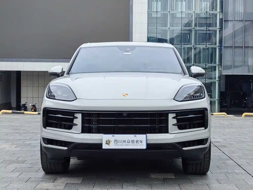 Porsche Cayenne 2024