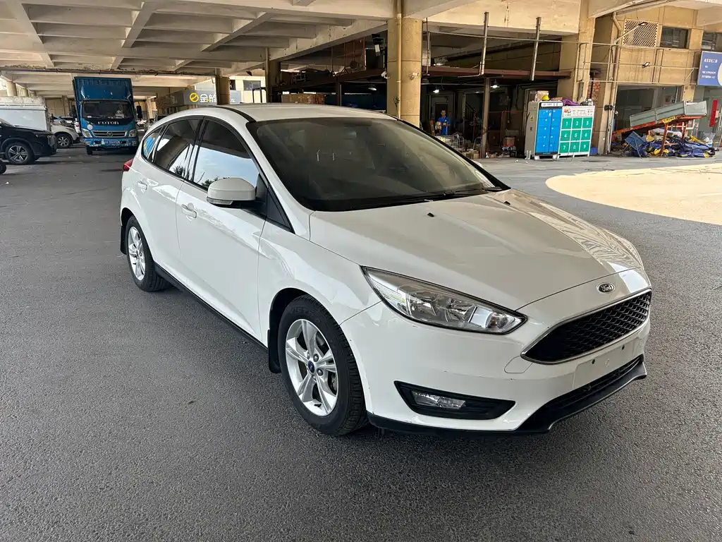 Ford Focus 2017 — фото 2