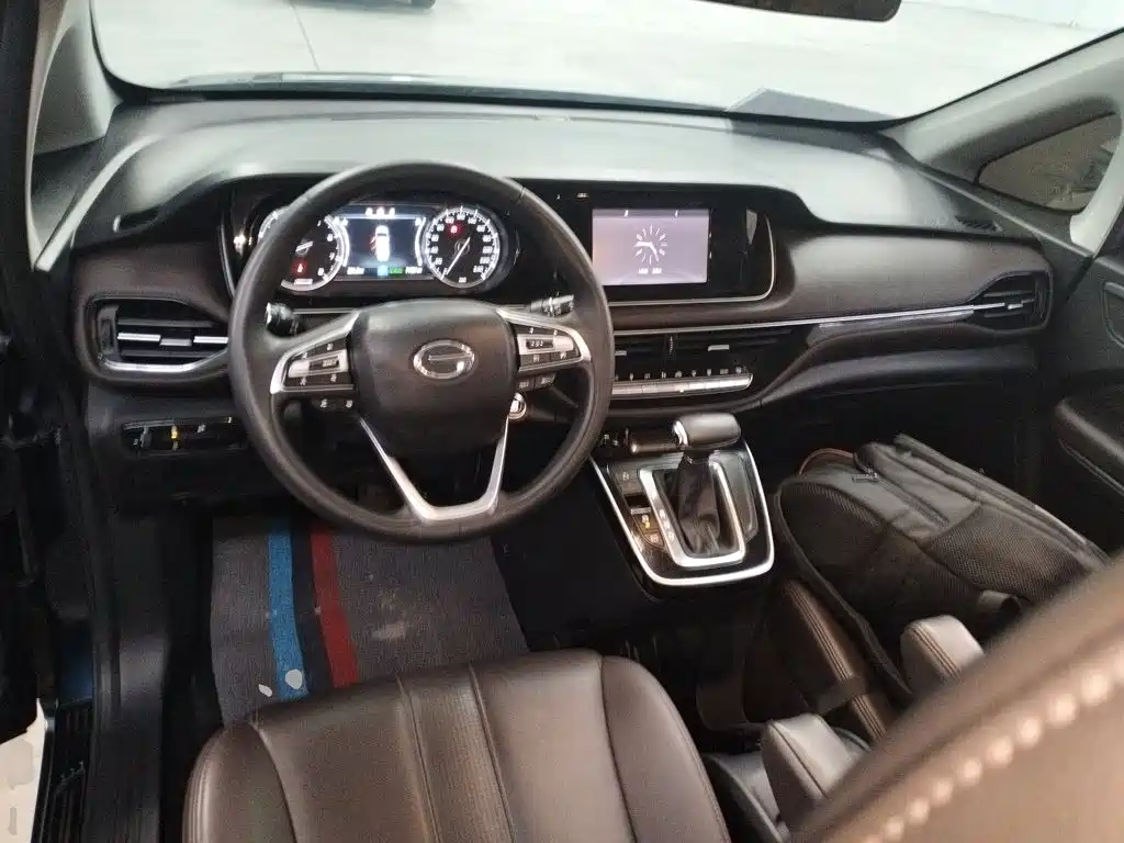 GAC Trumpchi M6 2020 — фото 10