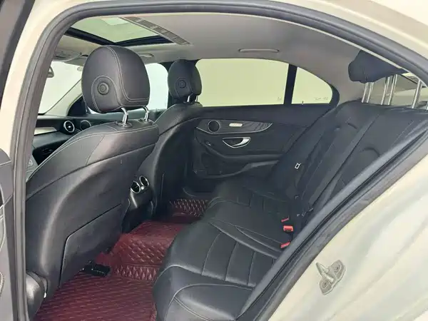 Mercedes-Benz C-Class 2015