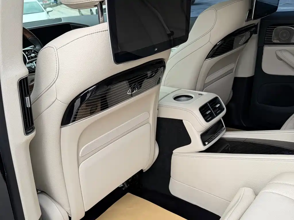 Mercedes-Benz GLS 2022 — фото 15