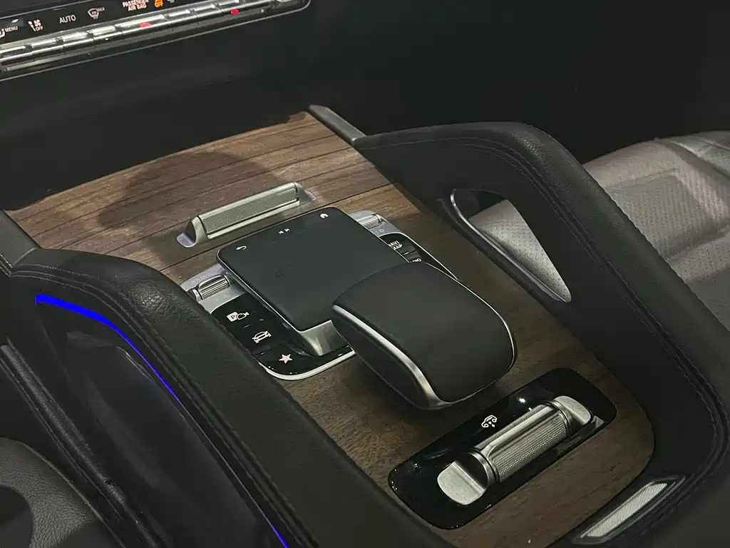 Mercedes-Benz GLE 2019 — фото 18