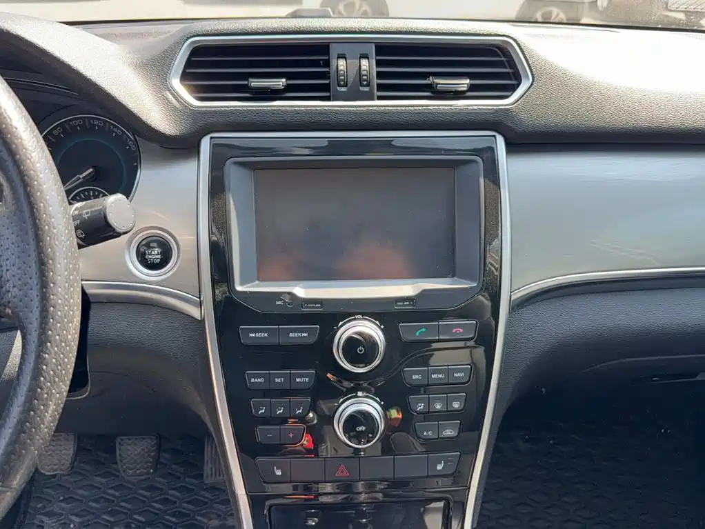 Haval H2 2015 — фото 8