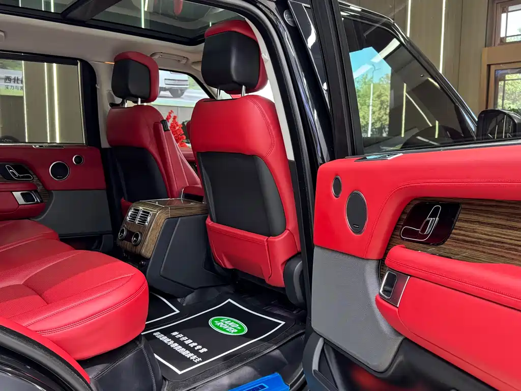 Land Rover Range Rover 2020 — фото 11