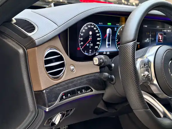 Mercedes-Benz S-Class 2020