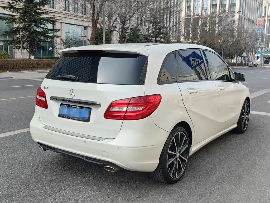 Mercedes-Benz B-Class 2013 — фото 4
