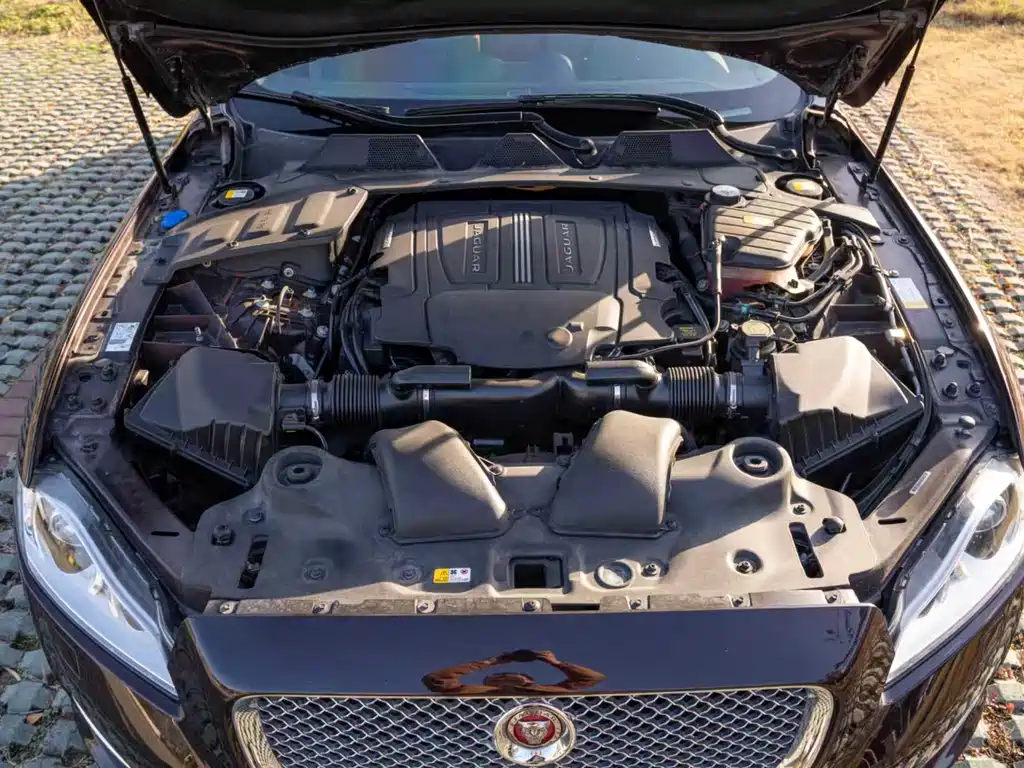 Jaguar XJ 2015