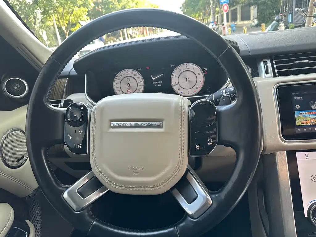 Land Rover Range Rover 2018 — фото 14