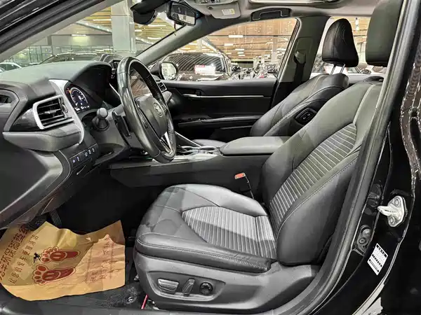 Toyota Camry 2023
