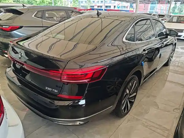 Volkswagen Passat 2022