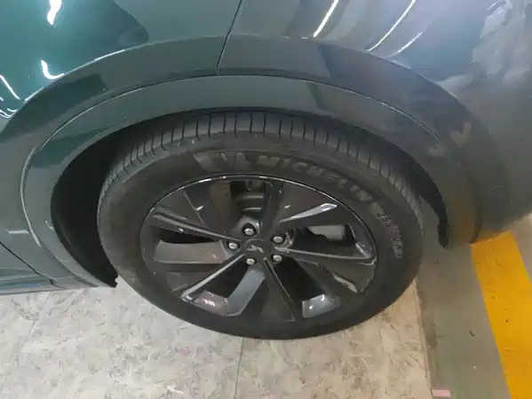 Li Auto ONE 2021