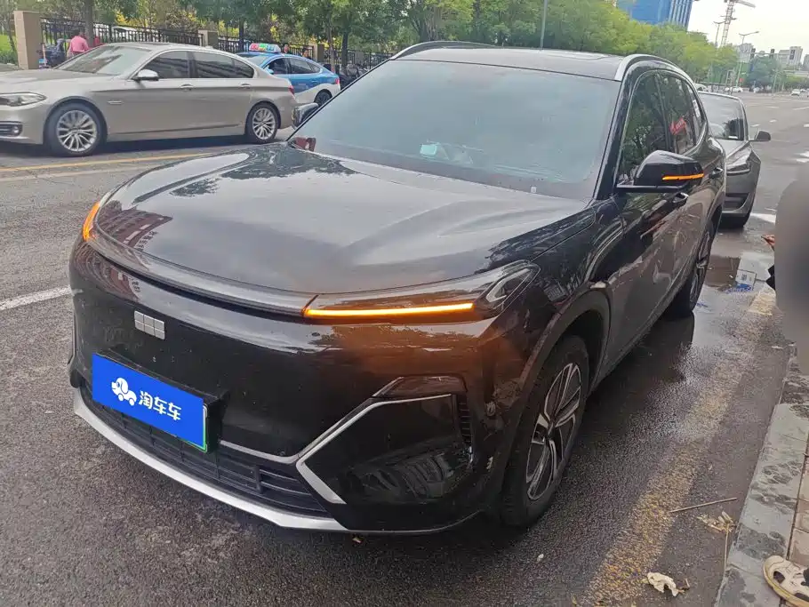 Geely Galaxy Starship 7 2025 — фото 1